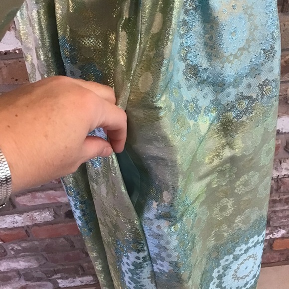 VINTAGE Woman’s 50’s 60’s Exquisite Metallic Scoop Neck Long Sleeve Evening Gown - Picture 7 of 12